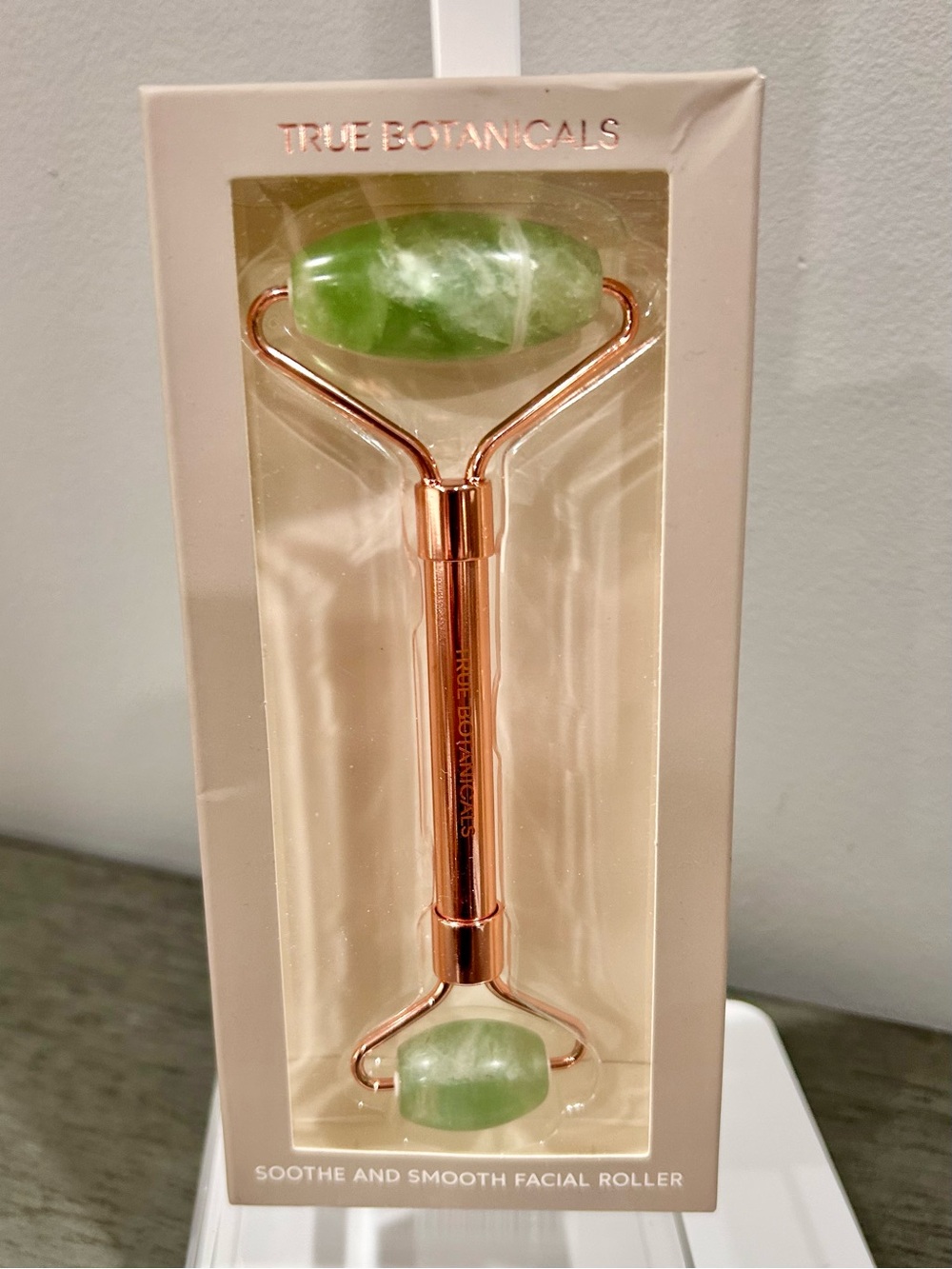 True Botanicals Green Jade Facial Roller